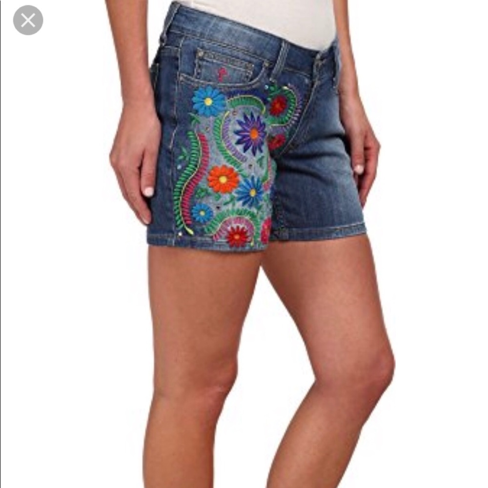Gypsy Soule fashion shorts